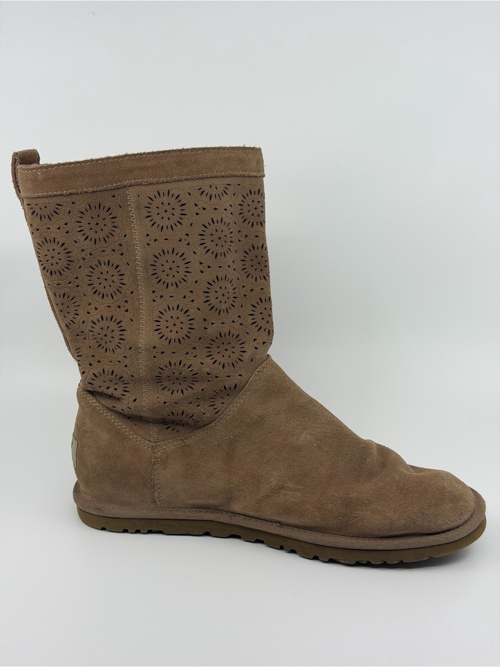 UGG Lo Pro Marrakech Boots Chestnut Suede Sheepskin Laser Cut Side Zip Women's 9